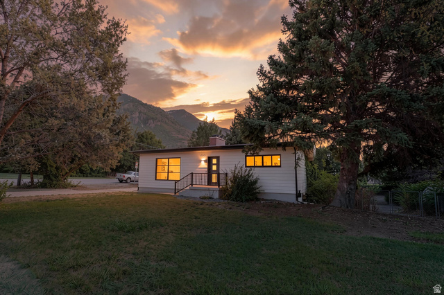 1215 E 2600 N
                     MLS #2179515