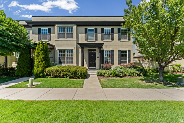10767 S OZARKS DR, South Jordan UT 84095