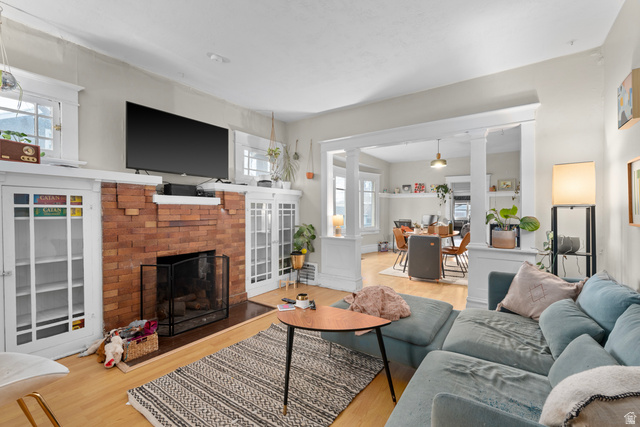 1470 S Edison St
                     MLS #2179617