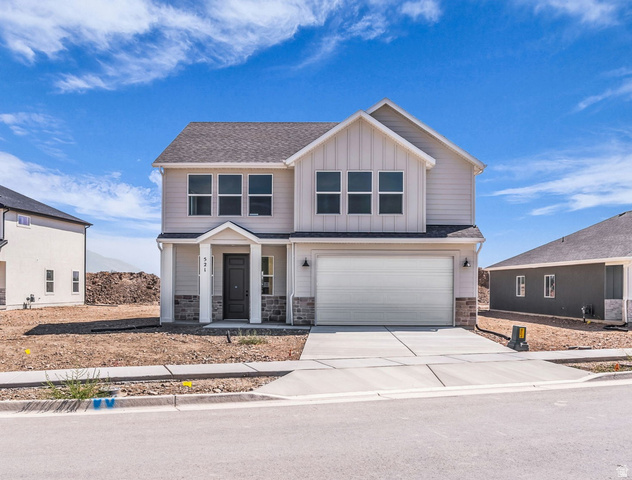 521 W 1850 N
                     MLS #2179761