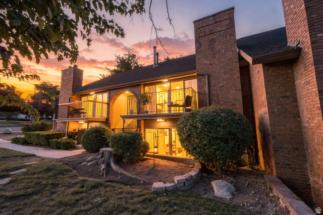 1243 E COTTONWOOD HILLS DR, Sandy UT 84094