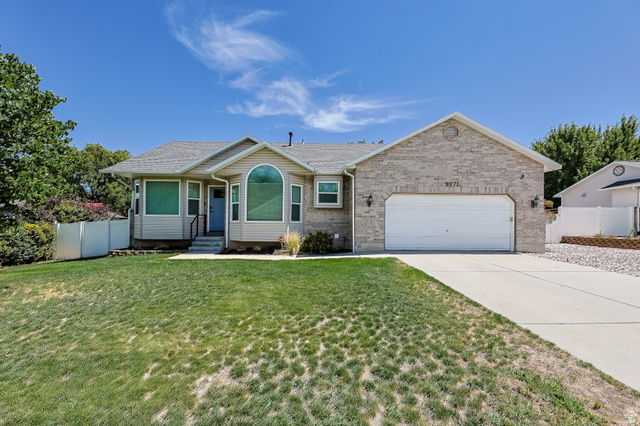 9271 S GRAND TETON DR, West Jordan UT 84088