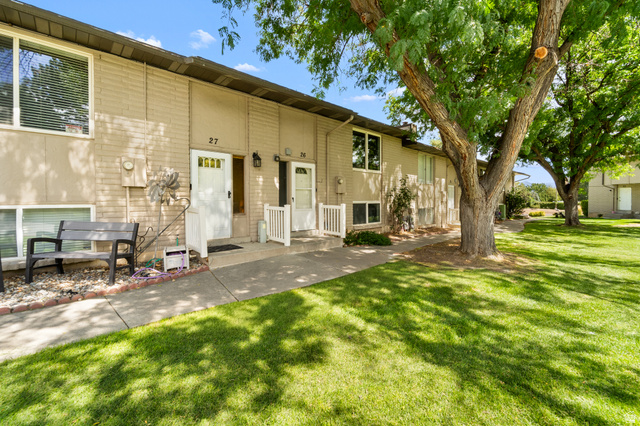 26 W LA VISTA DR #26, West Jordan UT 84088