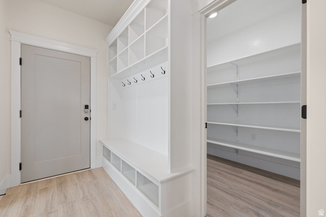 Thumbnail 12