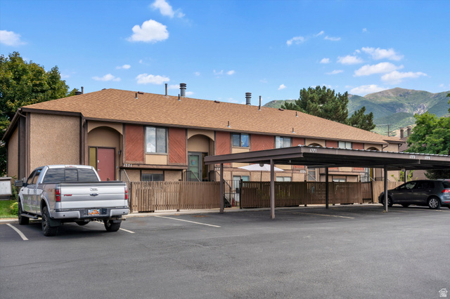 1773 E 5650 S, South Ogden UT 84403