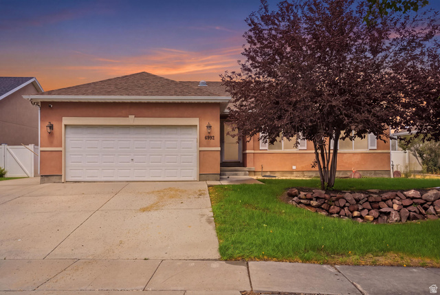 6952 W HUNTER DR, West Valley City UT 84128