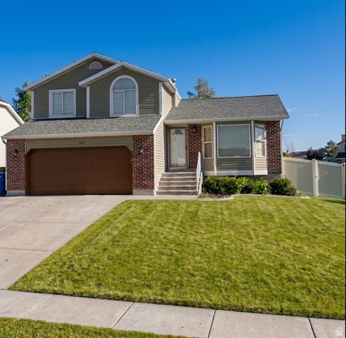 6104 W CASTLE PARK LN, West Jordan UT 84084