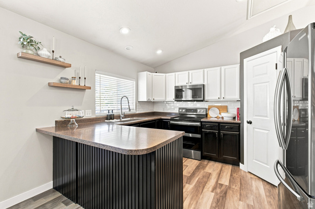 6104 W Castle Park Ln, West Jordan, UT 84084, photo 4