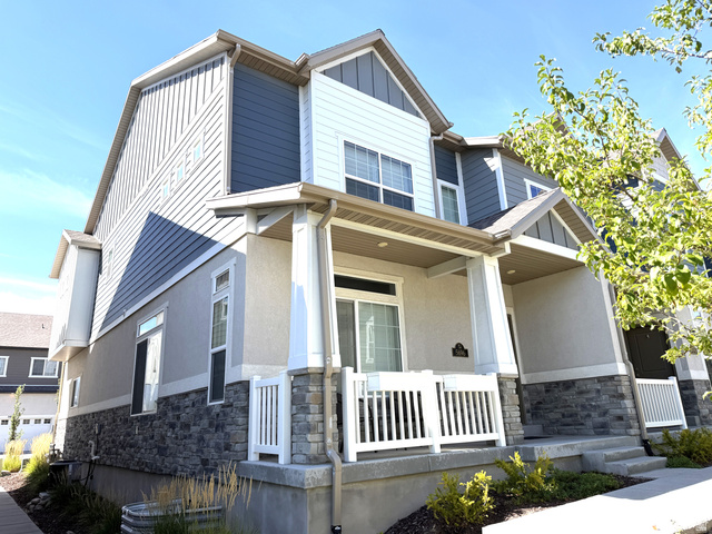 5696 W PELICAN RIDGE LN, West Valley City UT 84118