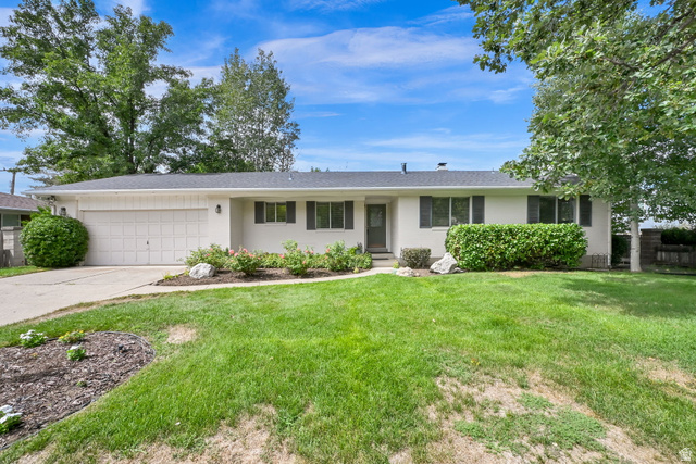 5714 S LAURELWOOD ST, Holladay UT 84121