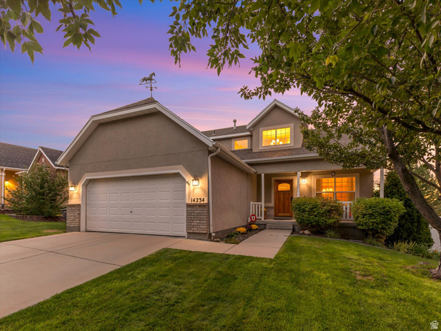 14234 S Crown Rose Dr
                     MLS #2180140