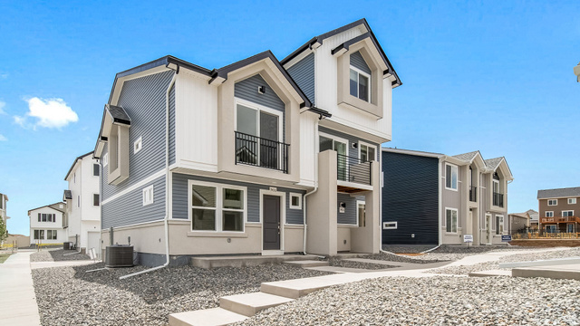 532 N MULE DEER PL, Saratoga Springs UT 84045
