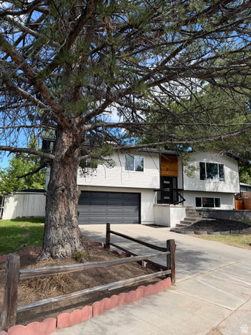 8287 S VALENCIA CIR, Sandy UT 84093