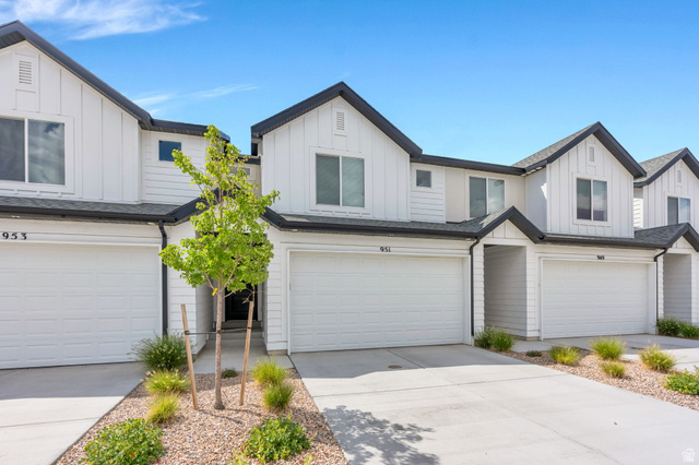 951 E PARLEY DR DR, Saratoga Springs UT 84045