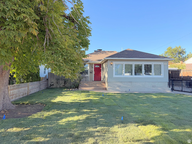 2381 E Lakeview Dr
                     MLS #2180224