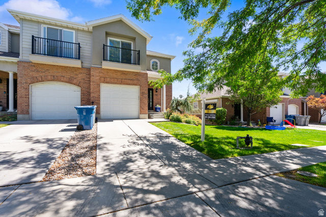 1504 N June St
                     MLS #2180266