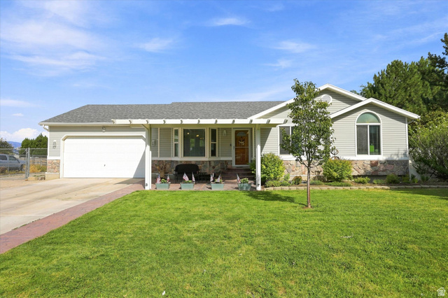 7215 S GALAXY HILL RD, West Jordan UT 84081