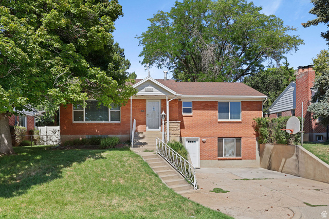 3068 N Circle Way
                     MLS #2180371