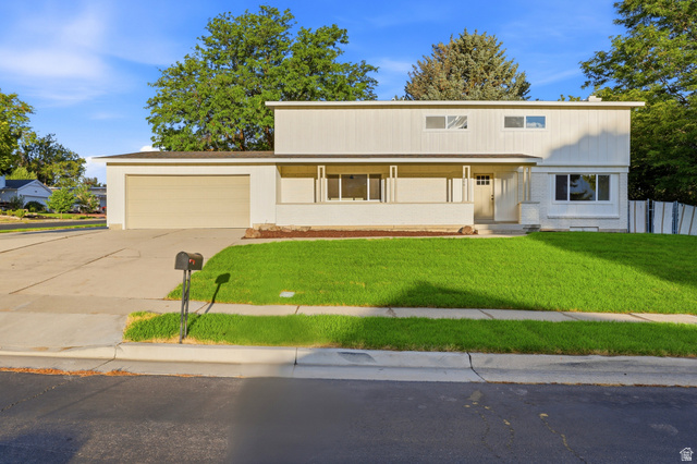5406 S York St
                     MLS #2180412