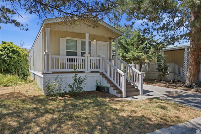 1593 W Indian Summer Drive Dr N, Salt Lake City, UT 84116, photo 2