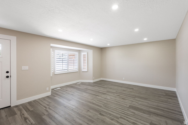 7503 S Paddington Cir W, West Jordan, UT 84084, photo 5