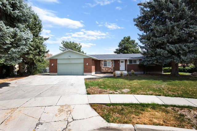 7503 S Paddington Cir W, West Jordan, UT 84084, photo 2
