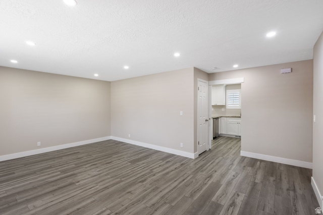 7503 S Paddington Cir W, West Jordan, UT 84084, photo 6
