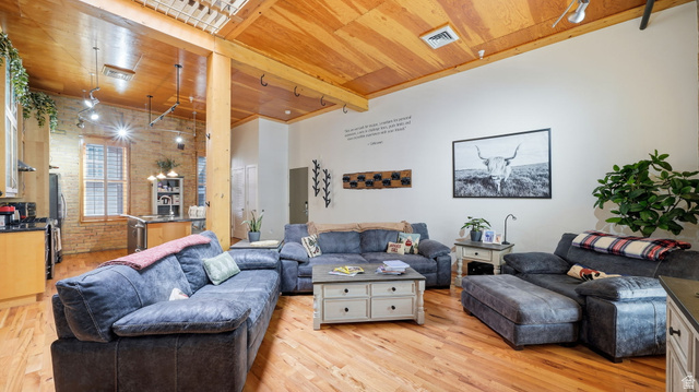 342 W 200 S #207, Salt Lake City, UT 84101, photo 2
