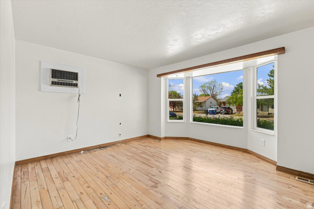 4889 W Niagara Way S, Salt Lake City, UT 84118, photo 8