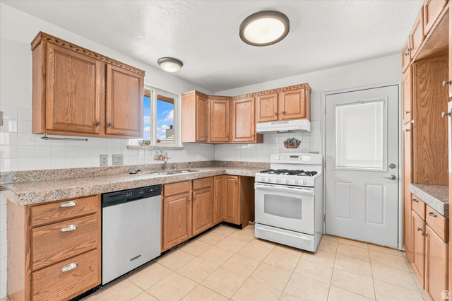 4889 W Niagara Way S, Salt Lake City, UT 84118, photo 11