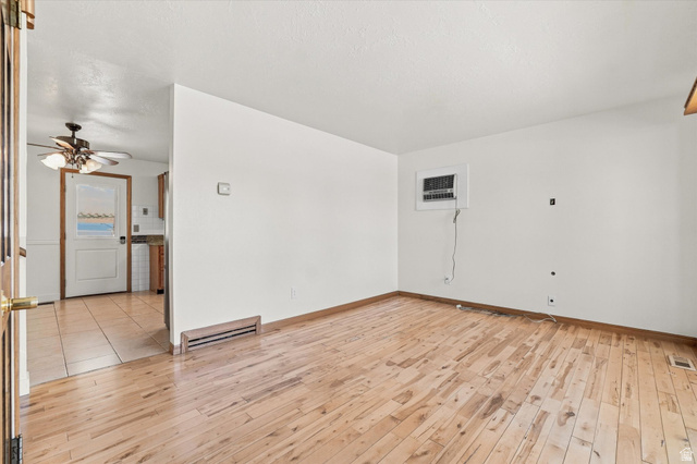 4889 W Niagara Way S, Salt Lake City, UT 84118, photo 7