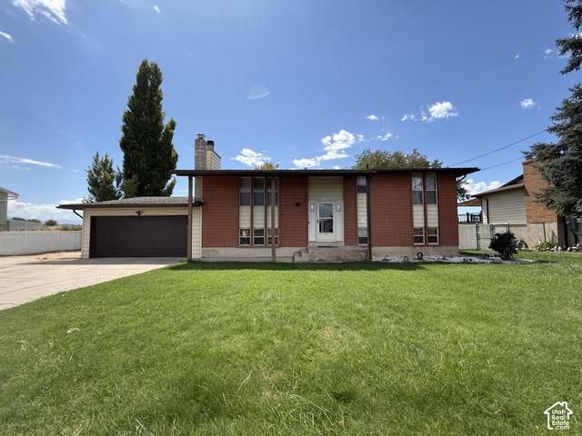 4157 W 300 N