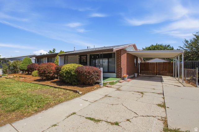1104 N TAFFETA, Salt Lake City UT 84116