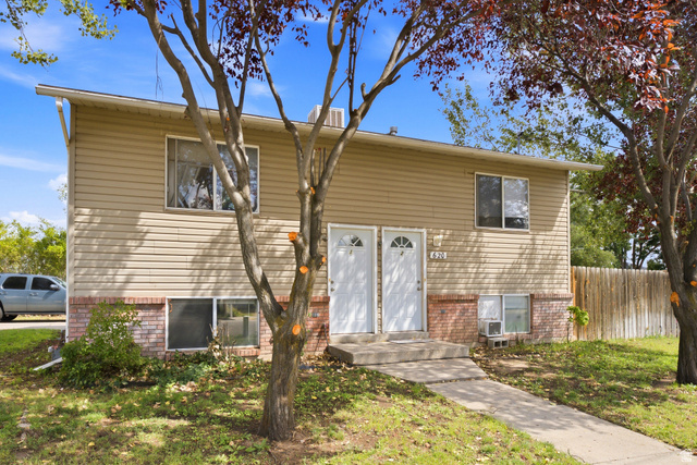 620 E 950 S
                     MLS #2180677