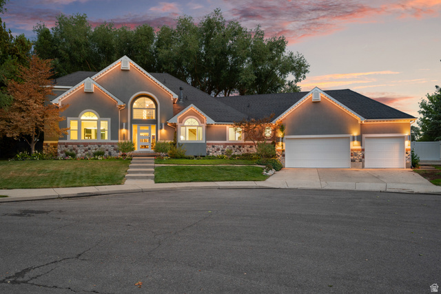 1586 Bowden Cir