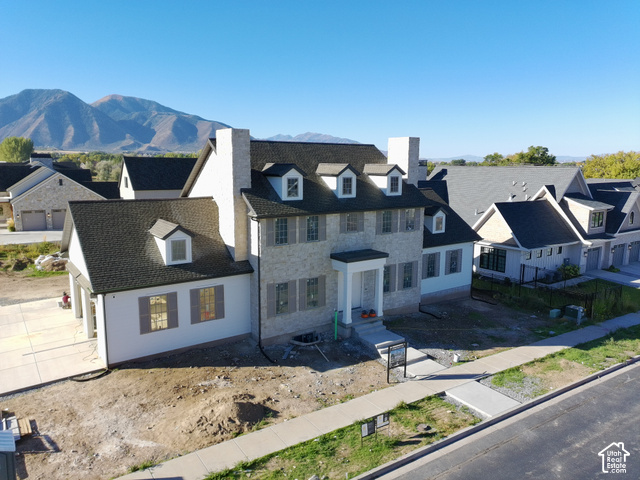 208 E 400 S
                     MLS #2180797
