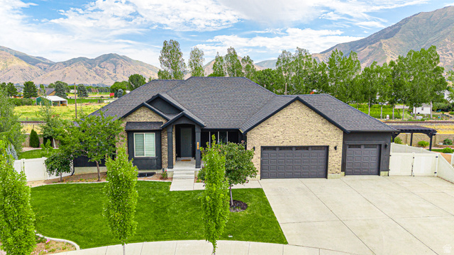 244 N Maple Bend Dr
                     MLS #2180884