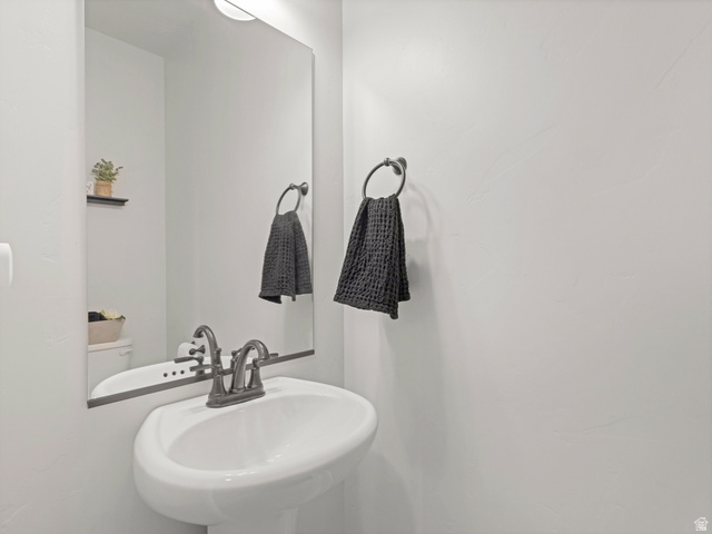 5969 W Lake Ave S, South Jordan, UT 84009, photo 9