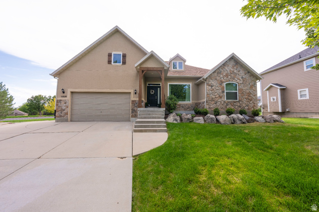 11829  Jupiter Cir
                     MLS #2180920