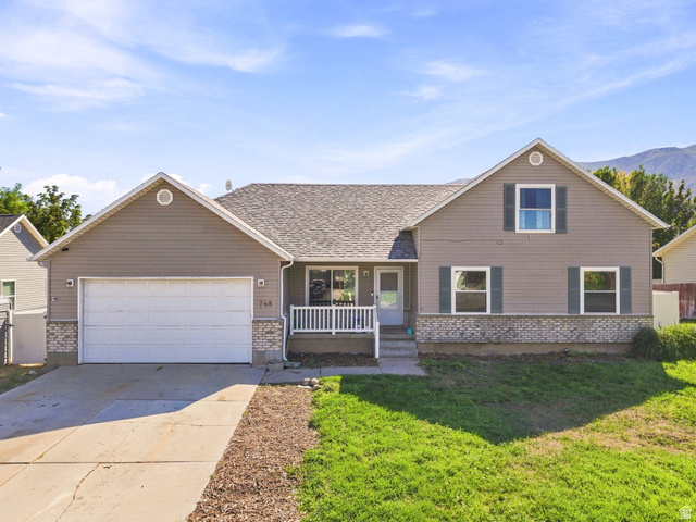 748 N 240 W
                     MLS #2180928