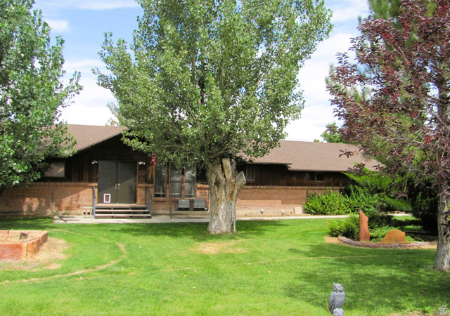 690 E 100 N, Wellington UT 84542