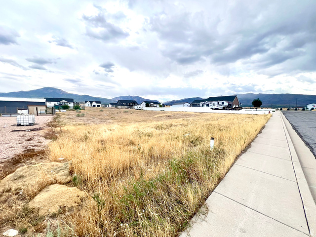 561 N 150 E #10, Fillmore, UT 84631, photo 3