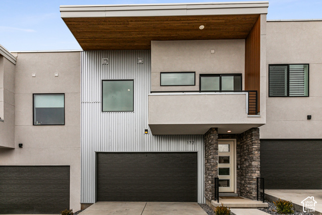 177 E 210 N
                     MLS #2180992