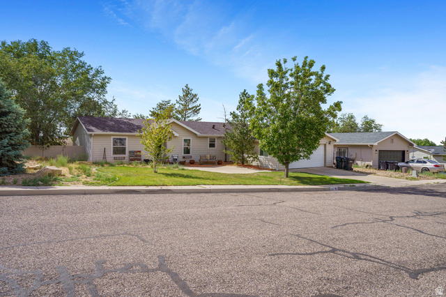 349 N FOOTHILL DR, Cedar City UT 84721