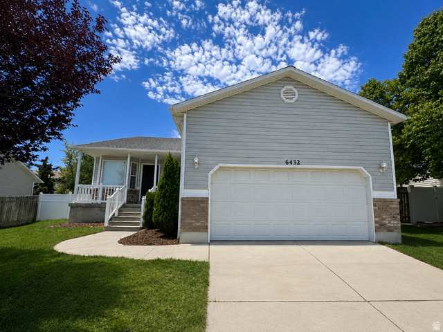 6432 S HIGH BLUFF DR, West Valley City UT 84118