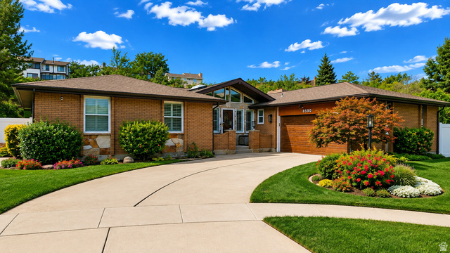 8590 S SNOWVILLE DR, Sandy UT 84093
