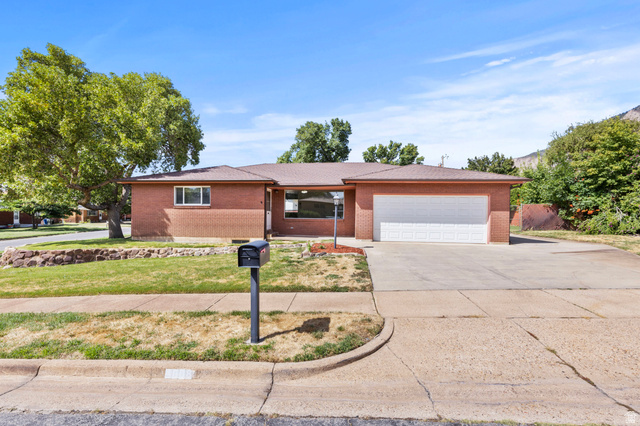 1008 HENDERSON DR, Ogden UT 84404