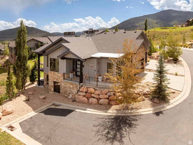 4348 FROST HAVEN RD 18, Park City