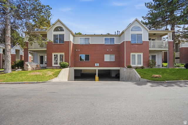 1360 W 6690 S #E102, West Jordan UT 84084