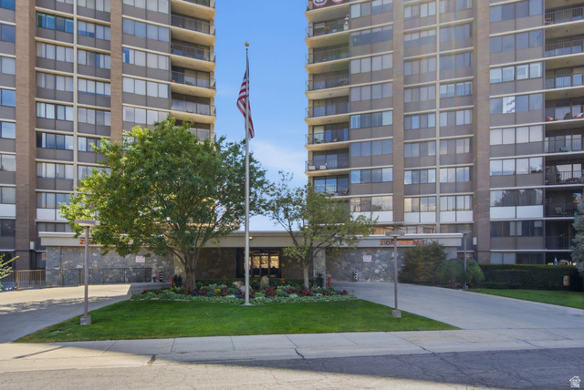 241 N VINE ST #402 W, Salt Lake City UT 84103